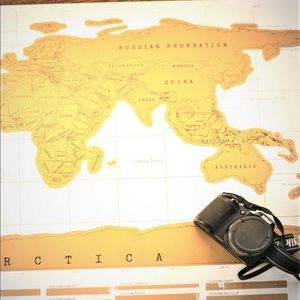World map -scratch off wanderlust dreams